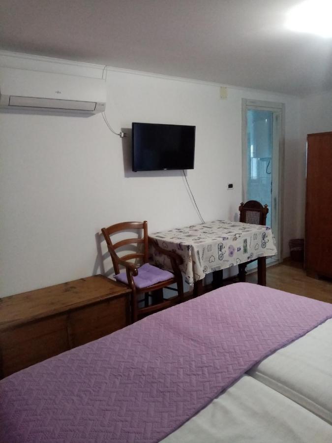 Rooms Serafin-Lavanda Motovun Extérieur photo